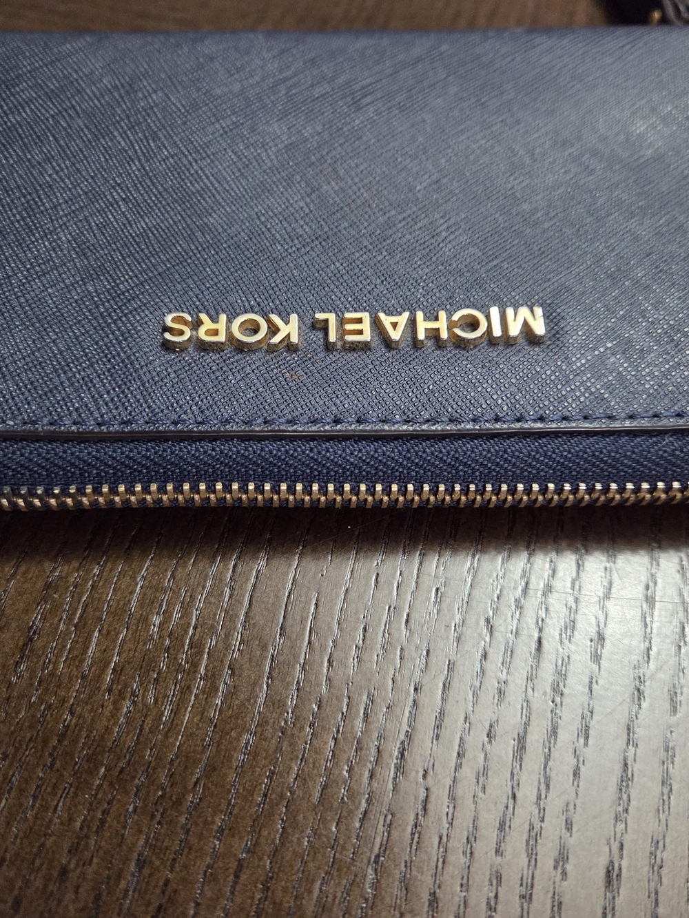 Michael Kors Navy Zip Wristlet Wallet Gold Hardware - Picture 4 of 9